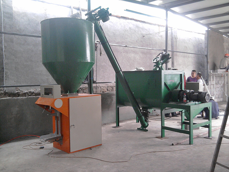 膩?zhàn)臃凵a(chǎn)設(shè)備